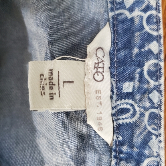 Pachwork Print Woman's Top Size Large Blue White - Picture 4 of 6